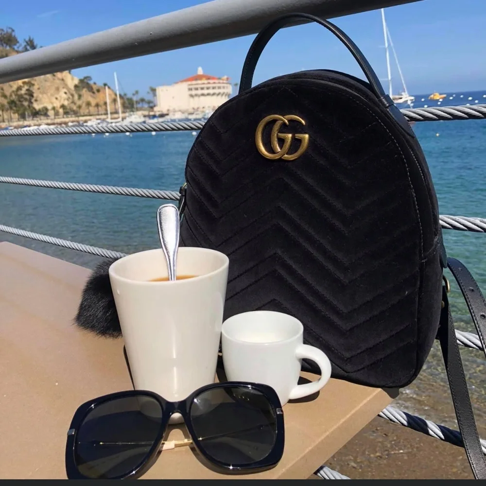 Gucci Marmont backpack in suede - Picture 1 of 5